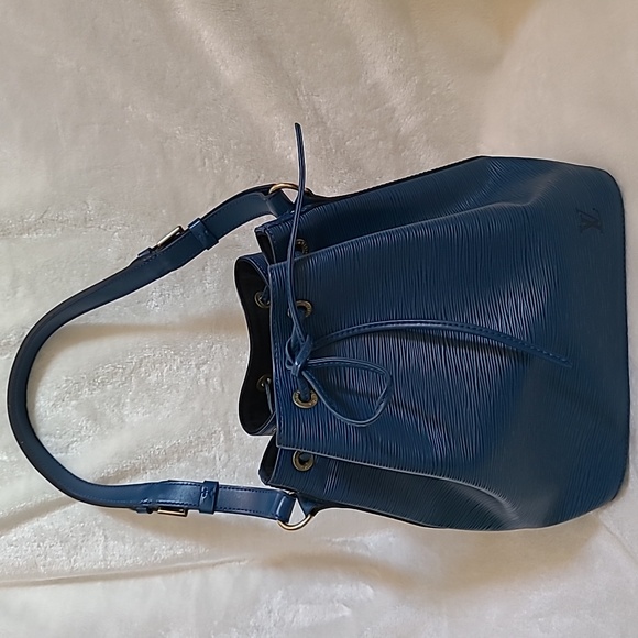 LOUIS VUITTON EPI NOE (CLEARANCE!!!) - Picture 1 of 14